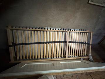 IKEA Bedframe 140x200cm met lattenbodems - Beschadigd - afbeelding 3
