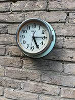 2 Vintage Unieke Wandklokken Koopvaardijschip, Huis en Inrichting, Woonaccessoires | Klokken, Ophalen, Nieuw, Digitaal, Wandklok