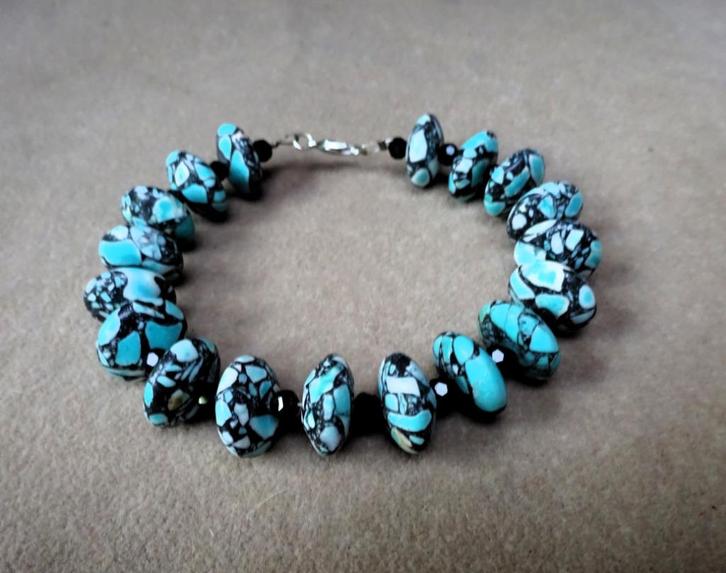 Armband gesimuleerd mozaïekturkoois rondellen, Sieraden, Tassen en Uiterlijk, Armbanden, Zo goed als nieuw, Blauw, Verzenden