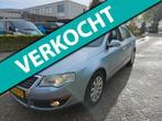 Volkswagen Passat 1.4 TSI Trendline, Voorwielaandrijving, 15 km/l, 4 cilinders, Blauw