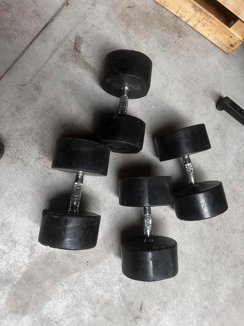 2x50kg , 2x45kg Rubberen Dumbells, Sport en Fitness, Fitnessmaterialen, Gebruikt, Dumbbell, Ophalen