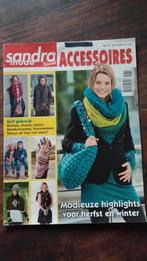 Sandra special,  accessoires  breien voor de koude dagen*, Ophalen of Verzenden, Zo goed als nieuw, Breien, Patroon of Boek