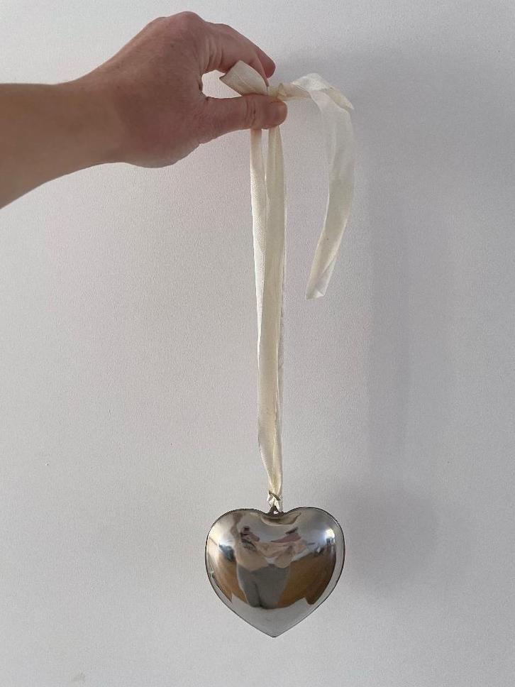 Decoratief hart lint zilverkleurig versiering kerstmis, Huis en Inrichting, Woonaccessoires | Overige, Zo goed als nieuw, Ophalen