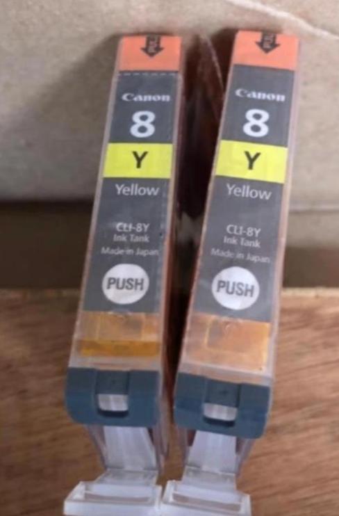 Twee cartridges Canon CLI-8Y Yellow, Computers en Software, Printerbenodigdheden, Nieuw, Cartridge, Ophalen of Verzenden