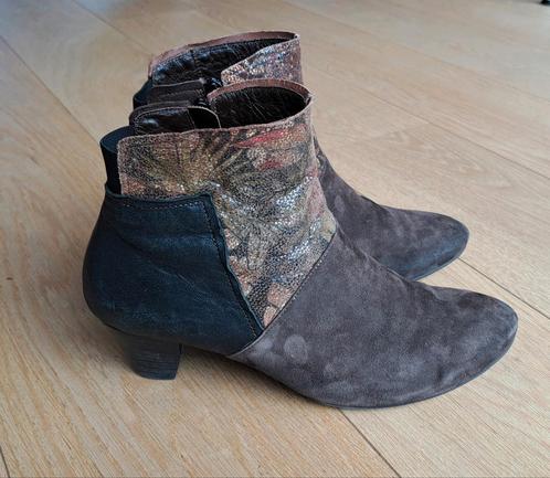 Bruine enkellaarsjes Think, maat 42, Kleding | Dames, Schoenen, Gedragen, Lage of Enkellaarzen, Bruin, Ophalen of Verzenden