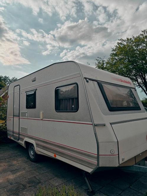Caravan Dethleffs Rondo, Caravans en Kamperen, Caravans, Particulier, tot en met 4, 750 - 1000 kg, Treinzit, Dethleffs, Vast bed