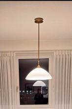 Hanglamp, wit melk glas. Doorsnee 45 cm., Huis en Inrichting, Lampen | Hanglampen, Ophalen of Verzenden, Zo goed als nieuw, Glas