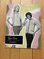 Oud kartonnen reclame bord Sibon vesten zó goed  Jaren ’60,, Ophalen of Verzenden, Gebruikt, Reclamebord