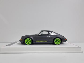 Ivy Merit
Porsche 911 DLS Singer
1/50 1:18 Nieuw  beschikbaar voor biedingen