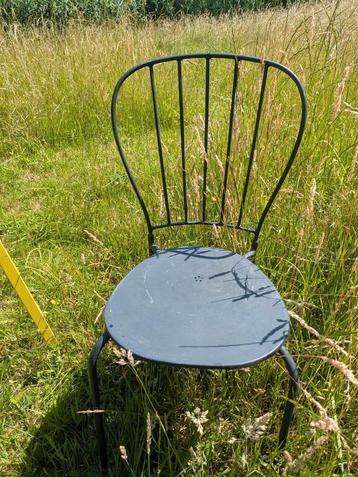 Zwarte ikea stalen tuinstoel beschikbaar voor biedingen