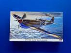 Hasegawa	9405	Spitfire Mk.Vb 'Malta Island'	  1/48, Hobby en Vrije tijd, Modelbouw | Vliegtuigen en Helikopters, Ophalen of Verzenden