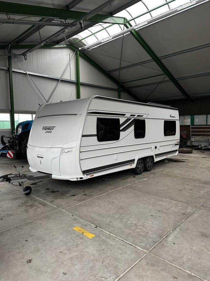 Fendt Diamant 590 — 2019 — airco — luifel — WINTERAANBIEDING, Caravans en Kamperen, Caravans, Particulier, tot en met 4, Rondzit