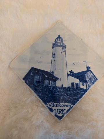 Handpainted Delfts Blauw Tegeltje: Vuurtoren van Urk beschikbaar voor biedingen