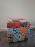 Prachtige patchwork poef/kruk! woonkamer/kinderkamer, Minder dan 50 cm, Gebruikt, Vierkant, Ophalen of Verzenden