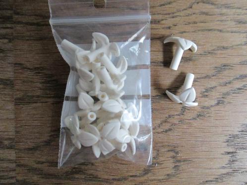 LEGO Plant Stem with 3 Leaves and Bottom Pin * White * Nieuw, Kinderen en Baby's, Speelgoed | Duplo en Lego, Nieuw, Lego, Ophalen