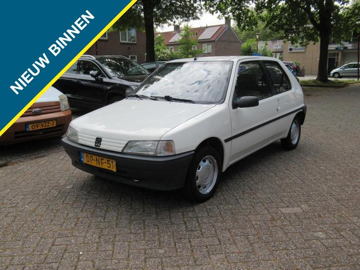 Peugeot 106 1.1 XN Trophy NW Distributieset+Gr Beurt+APK UNI, Auto's, Oldtimers, Bedrijf, Te koop, Peugeot, Benzine, Hatchback