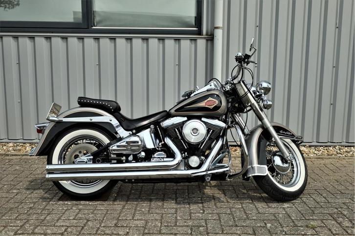 Harley-Davidson FLSTC Heritage Softtail Classic 22165 miles, Motoren, Motoren | Oldtimers, Overig, meer dan 35 kW