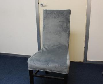 Set van 6 Eettafelstoelen  beschikbaar voor biedingen