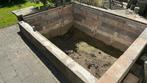 Stenen komen uit een vijver bak, Tuin en Terras, Tegels en Klinkers, Ophalen, Gebruikt, Klinkers, 10 m² of meer