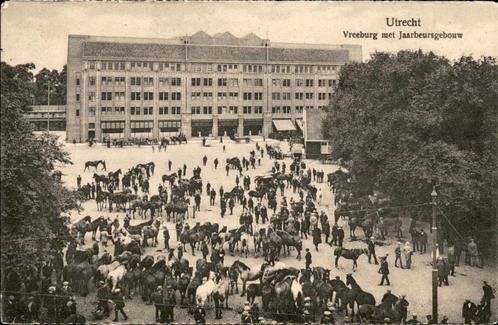 Utrecht Vreeburg Veemarkt met Jaarbeursgebouw, Verzamelen, Ansichtkaarten | Nederland, Ongelopen, Utrecht, Voor 1920, Ophalen of Verzenden