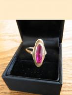 Gouden ring met robijn., Sieraden, Tassen en Uiterlijk, Ringen, 18 tot 19, Verzenden, Zo goed als nieuw, Dame
