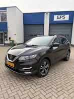Nissan Qashqai 2018/Zwart/Panoramadak/Camera, Voorwielaandrijving, Stof, Zwart, 4 cilinders