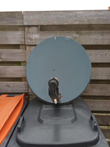 Schotelantenne beschikbaar voor biedingen