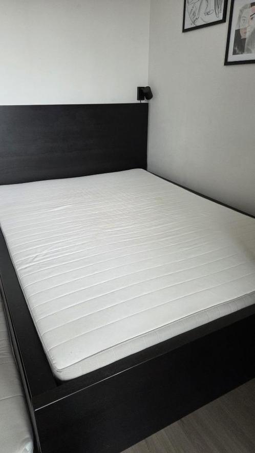 IKEA MALM bed zwart 160 x 200 cm, Huis en Inrichting, Slaapkamer | Bedden, Zo goed als nieuw, Tweepersoons, 160 cm, 200 cm, Hout