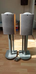 2x KEF Q1 luidsprekers + 2x Atacama Nexus standaards, Zo goed als nieuw, 120 watt of meer, Front, Rear of Stereo speakers, Ophalen