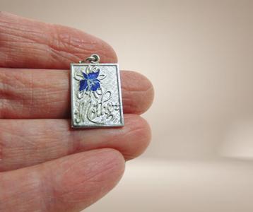 Art Nouveau zilver email paarse iris Mother hanger GRIFFITH! beschikbaar voor biedingen