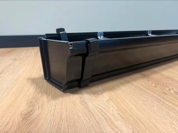 Aluminium dakgoten t/m 20meter op locatie.  beschikbaar voor biedingen
