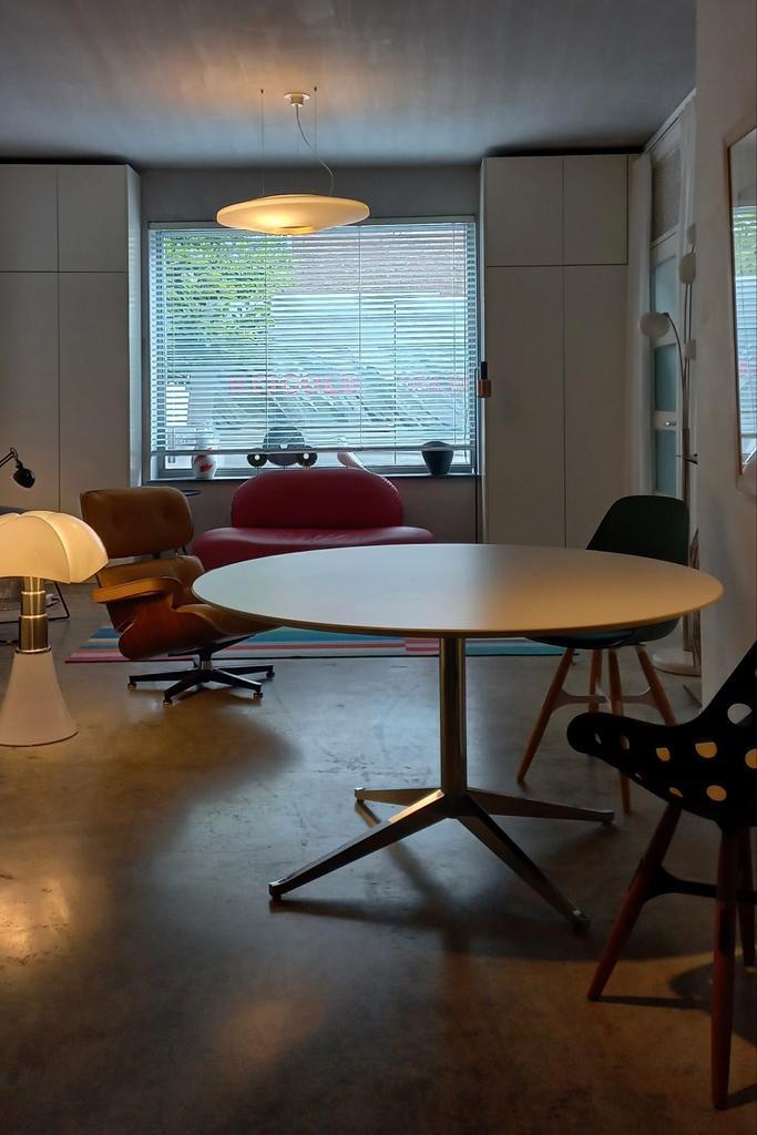 Tulipe laminate tafels Eero Saarinen 'mid-century fauteuils, Huis en Inrichting, Tafels | Statafels, Nieuw, Ophalen of Verzenden