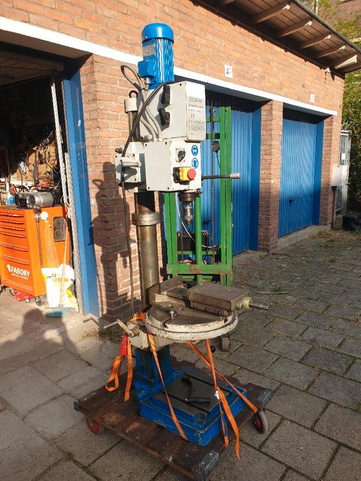 KOLOMBOOR TANDWIELGESCHAKELD 380 V, MC3, Doe-het-zelf en Verbouw, Gereedschap | Boormachines, Zo goed als nieuw, Kolomboormachine