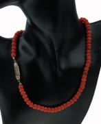 Bloedkoraal kaasjes ketting fraai 14k slot goud antiek dames