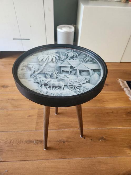 Indisch decor meubel, Antiek en Kunst, Antiek | Meubels | Tafels, Ophalen