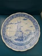 Delfts Blauw Bord met Zeilschip, Antiek en Kunst, Ophalen of Verzenden
