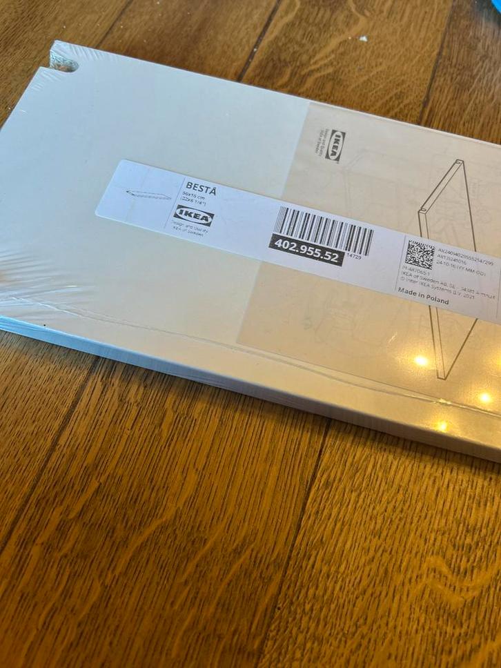 IKEA Besta Plank - Nieuw in verpakking, Huis en Inrichting, Woonaccessoires | Wandplanken en Boekenplanken, Nieuw, Ophalen of Verzenden