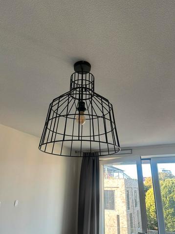 Hanglamp beschikbaar voor biedingen