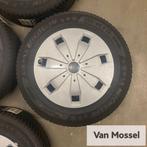 Audi Q2 Michelin Alpin 5 205/60/R16 92H, Gebruikt, 16 inch, Banden en Velgen, Personenwagen
