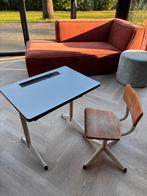 Vintage Kinderstoel met School Bureau, Kinderen en Baby's, Kinderkamer | Tafels en Stoelen, Ophalen, Gebruikt, Tafel(s) en Stoel(en)
