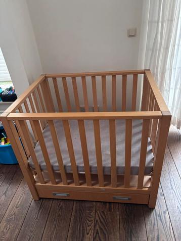 TWF babybox incl matras beschikbaar voor biedingen