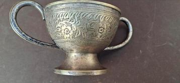 Oude Kyathos. kantharos  beker met Etruskische             ? beschikbaar voor biedingen