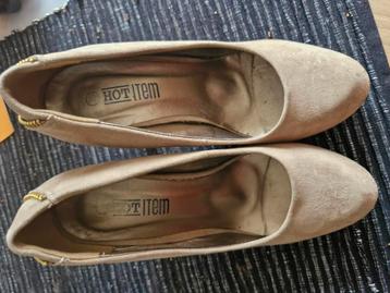 Pumps van hot item maat 38 beschikbaar voor biedingen