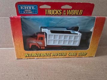 ERTL International Paystar 5000 Dump Truck beschikbaar voor biedingen