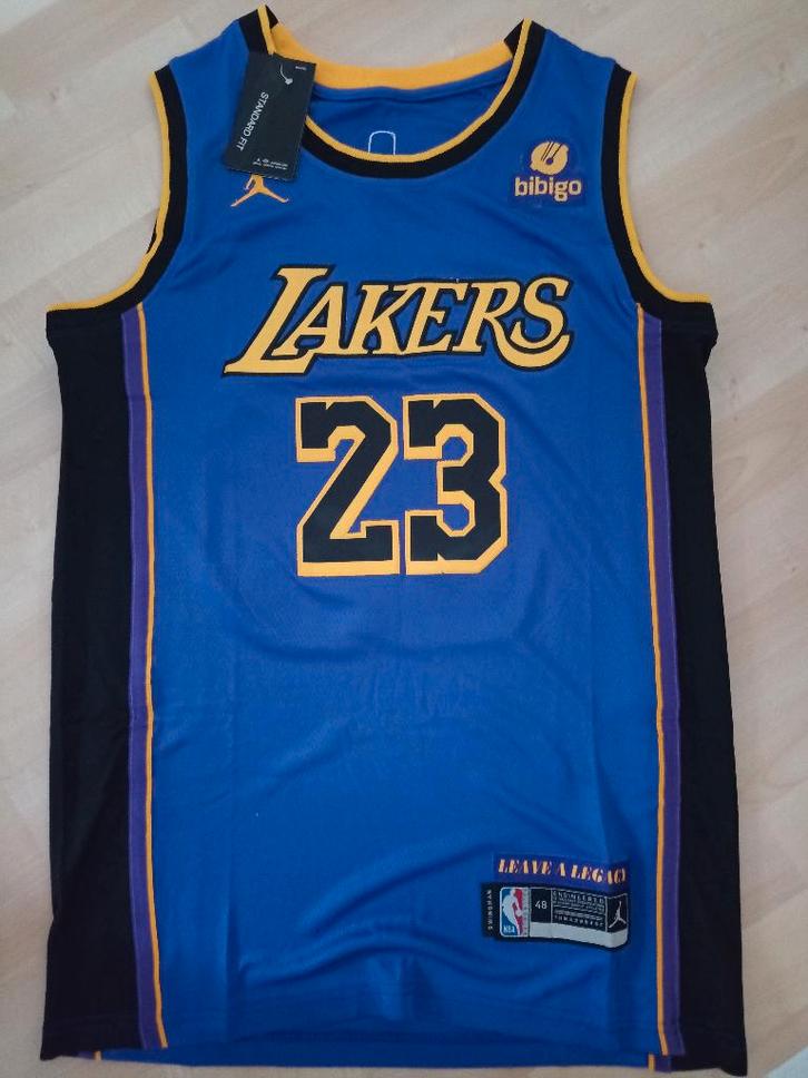 Los Angeles Lakers Jersey James maat: M, Sport en Fitness, Basketbal, Nieuw, Kleding, Verzenden