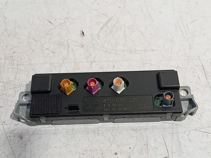 Antenne versterker Audi A5, Auto diversen, Autoradio's, Ophalen of Verzenden