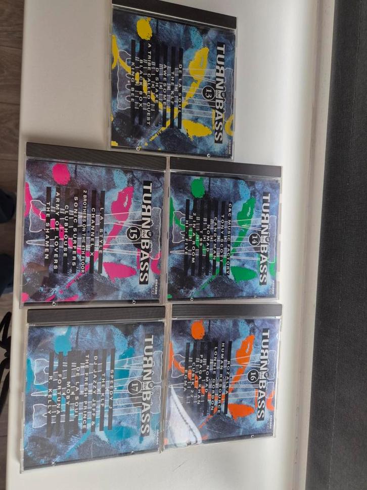 Turn Up The Bass 13 t/m 17, Cd's en Dvd's, Cd's | Overige Cd's, Zo goed als nieuw, Boxset, Ophalen of Verzenden