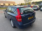 Kia Cee'd Sporty Wagon 1.6 X-ecutive CLIMA CRUISE PRIMA AUTO, Euro 5, Gebruikt, Blauw, Leder en Stof