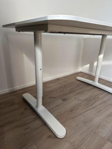 Nieuw bureau IKEA Bekant 120x80 wit - afbeelding 4