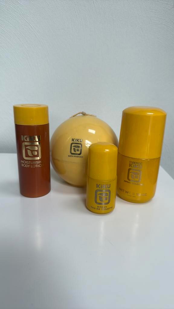 Bijzonder zeldzame set KIKU Fabergé kanariegeel 1967, Verzamelen, Parfumverzamelingen, Gebruikt, Overige typen, Ophalen of Verzenden